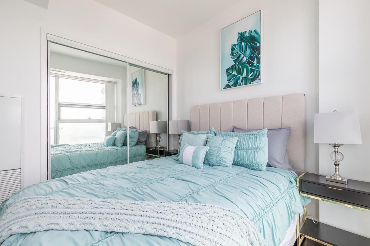 Marvelous Apartments In The Heart Of Toronto Buitenkant foto